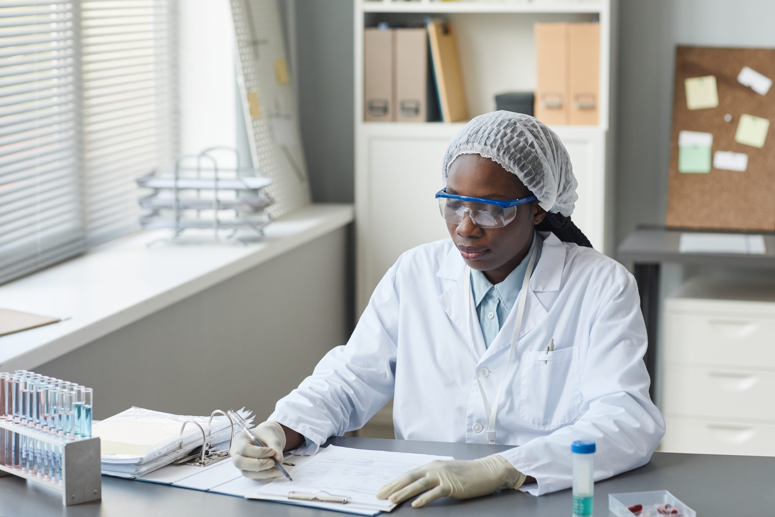 La Influencia Pervasiva de los Laboratorios Industriales en la Vida Cotidiana